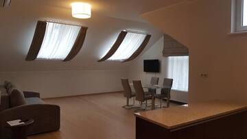 Фото номера Апартаменты в мансарде с 1 спальней Апарт-отели Black Pearl Apartments г. Юрмала 3