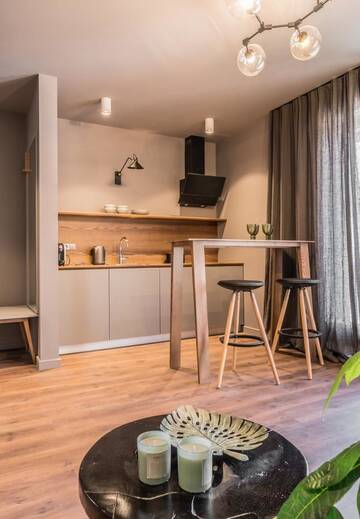 Фото номера Апартаменты Делюкс с балконом Апарт-отели Tamara Suites &amp; Apartments г. Юрмала 4