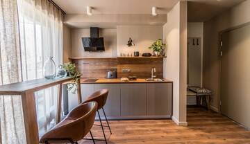 Фото номера Апартаменты Делюкс с садом Апарт-отели Tamara Suites &amp; Apartments г. Юрмала 8