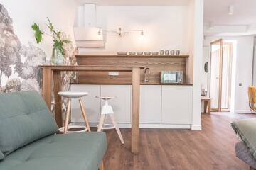 Фото номера Апартаменты-студио Делюкс с балконом Апарт-отели Tamara Suites &amp; Apartments г. Юрмала 4