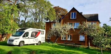 Фото номера Четырехместный номер с видом на сад Гостевой дом Guest House Jurmala г. Юрмала 9
