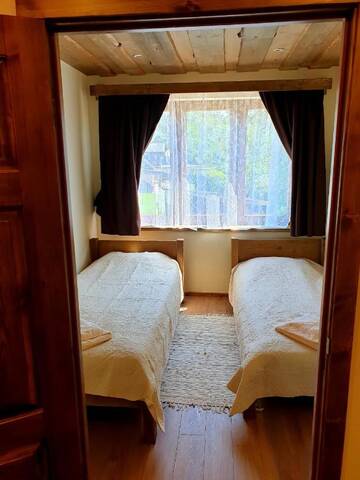 Фото номера Четырехместный номер с видом на сад Гостевой дом Guest House Jurmala г. Юрмала 16