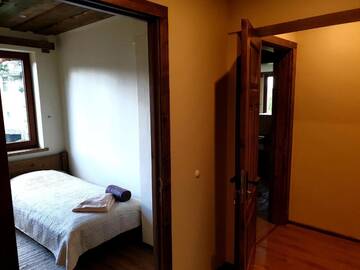 Фото номера Четырехместный номер с видом на сад Гостевой дом Guest House Jurmala г. Юрмала 21