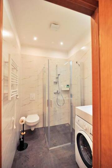 Фото номера Улучшенные апартаменты Апартаменты Forest view front line apartment on Dzintaru avenue г. Юрмала 44