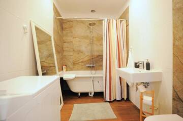 Фото номера Семейный номер с ванной Апартаменты Forest view front line apartment on Dzintaru avenue г. Юрмала 11