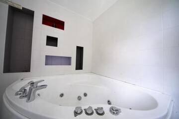 Фото номера Дом с 4 спальнями Дома для отпуска Luxury House with barbecue in Jurmala г. Юрмала 48