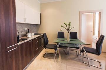 Фото номера Апартаменты с 2 спальнями и балконом Апарт-отели Katrin Apartments г. Юрмала 12