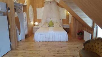 Фото номера Апартаменты Делюкс с балконом Гостевой дом Naiza Guesthouse and Apartments г. Юрмала 2