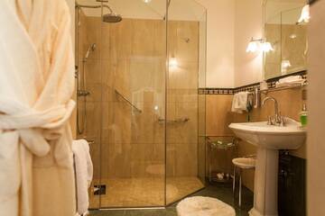 Фото номера Люкс &quot;Изумруд&quot; Отель TB Palace Hotel &amp; SPA г. Юрмала 2