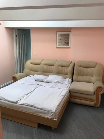 Фото номера Cемейный номер с собственной ванной комнатой Апартаменты Apartments Londa г. Юрмала 6
