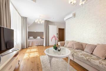 Фото номера Роскошные апартаменты с 2 спальнями и доступом в сауну Отель Villa St Maria г. Юрмала 2
