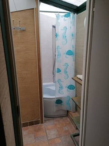Фото номера Апартаменты с балконом Отель Guest House Krista г. Юрмала 4